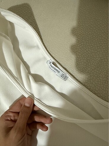 Stradivarius Stradivarius tek kol bluz