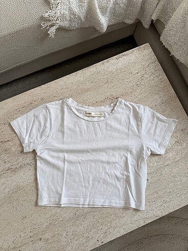 Pull and bear beyaz tişört