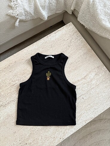 Siyah crop