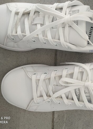 36,5 Beden beyaz Renk Orjinal spor ayakkabı 
