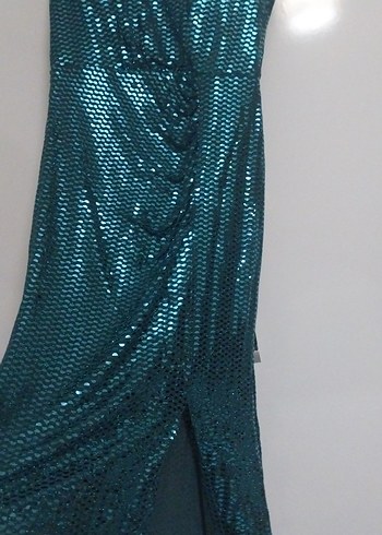 Uzun Turkuaz Yılan Desenli Drapeli Abiye Elbise - Görsel 3