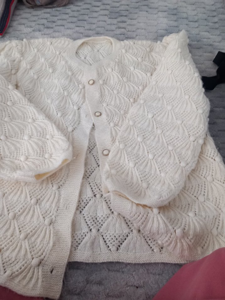 Beyaz Örgü Hamile Hırka - Görsel 2