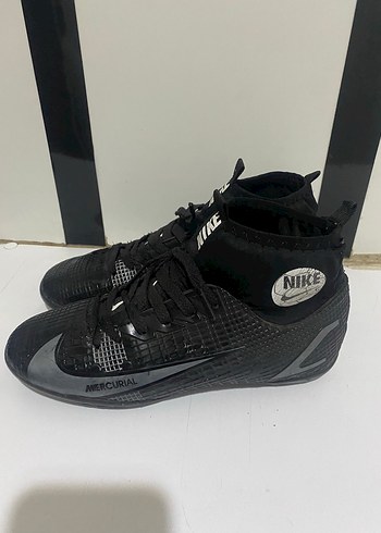 Diğer Nike Siyah Yılan Desenli Erkek Futbol Ayakkabısı