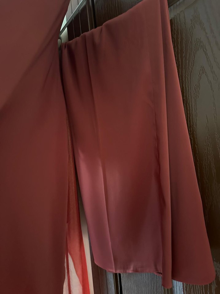 Bordo Parlak Uzun Kollu Kadın Abiye Elbise - Görsel 3