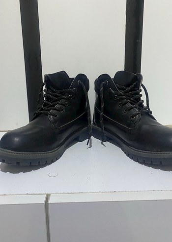 Siyah Kadın Günlük Goth Botları - Görsel 3