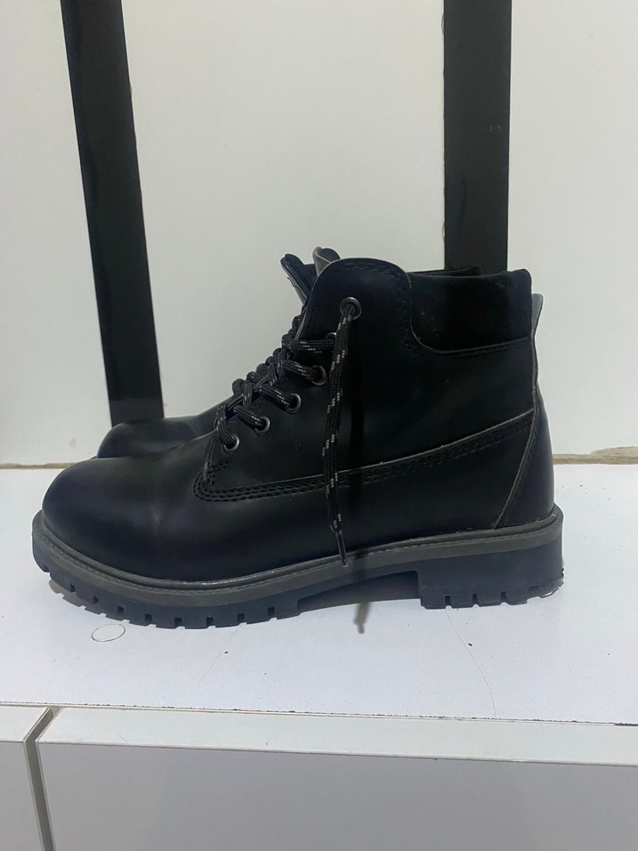 Siyah Kadın Günlük Goth Botları - Görsel 4