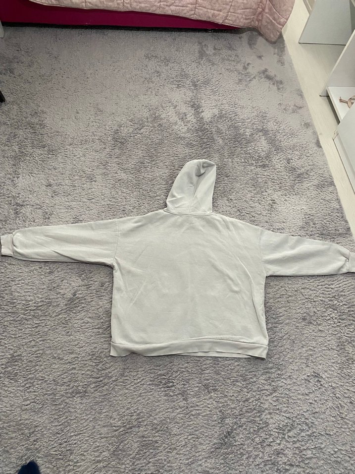 Gri Kapüşonlu Kadın Sweatshirt - Görsel 4