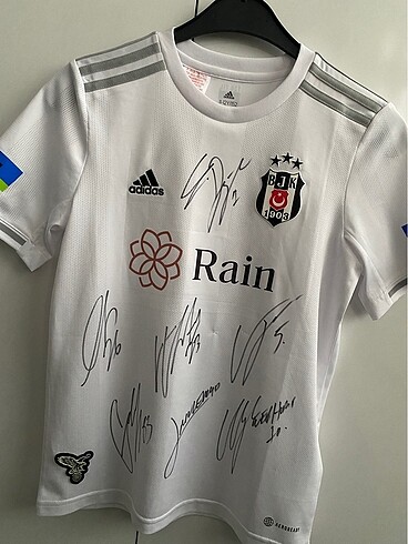 Adidas Beşiktaş forması