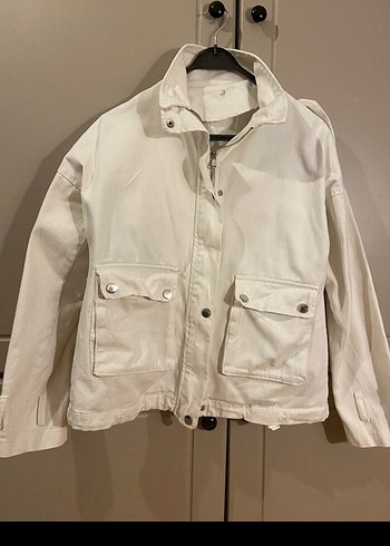 Düğmeli Beyaz Kadın Denim Ceket