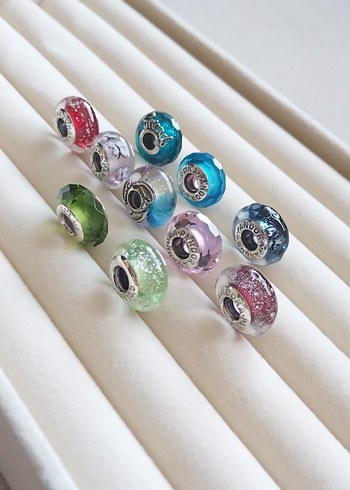 Pandora PANDORA RENKLİ MURANO CHARM ÇEŞİTLERİ