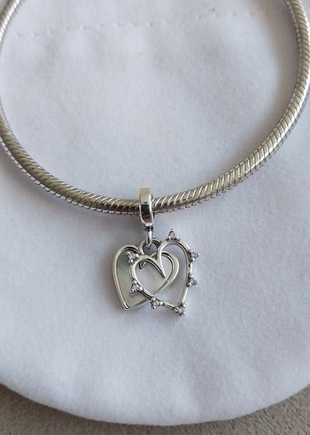 Pandora ARKADAŞLIK KALP SALLANTILI CHARM