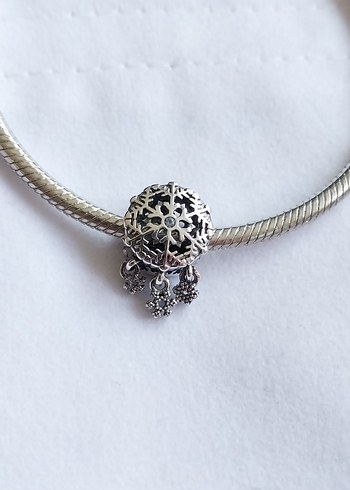  Beden BUZLU KAR TANESİ CHARM