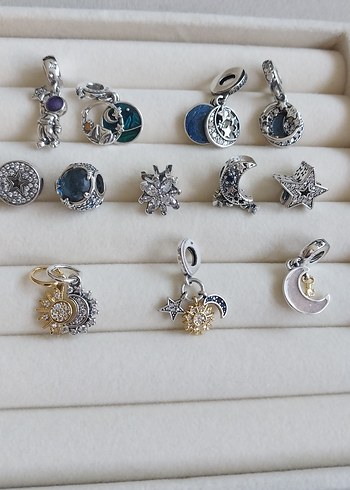 Pandora PANDORA YILDIZ CHARM ÇEŞİTLERİ