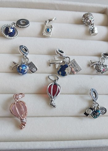 Beden PANDORA DÜNYA VE SEYAHAT CHARM ÇEŞİTLERİ
