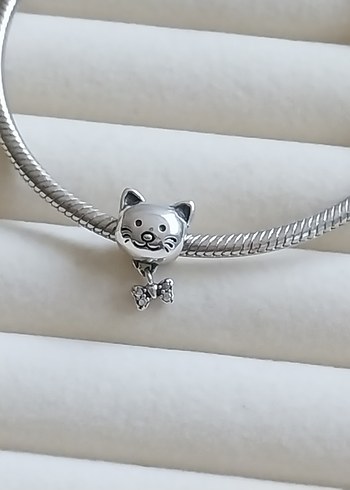 Kedi ve Fiyonk  Charm - Görsel 2