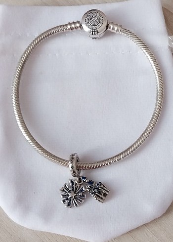 DİSNEYPARKS SİNDERELLA KALESİ HAVAİ FİŞEK CAZİBESİ CHARM - Görsel 5