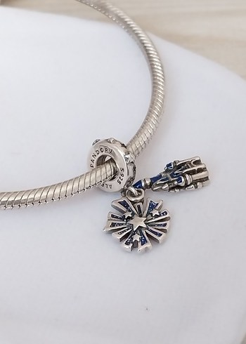 DİSNEYPARKS SİNDERELLA KALESİ HAVAİ FİŞEK CAZİBESİ CHARM - Görsel 4