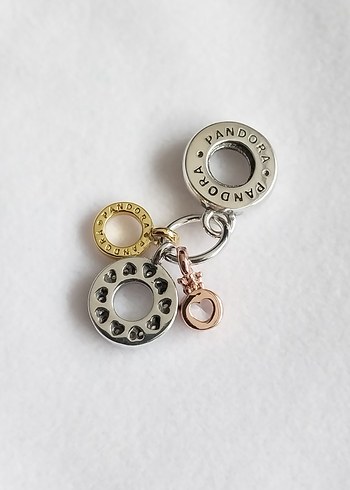 Üçlü Monogram ve Logolu Sarkan Charm - Görsel 4