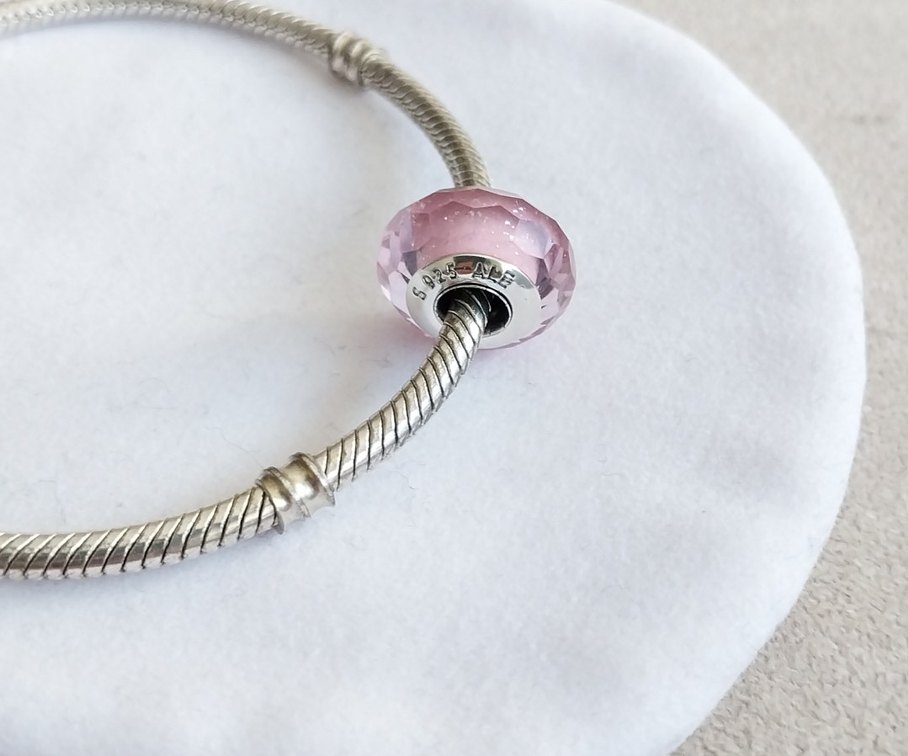 PEMBE YÜZEYLİ CAM MURANO CHARM - Görsel 3