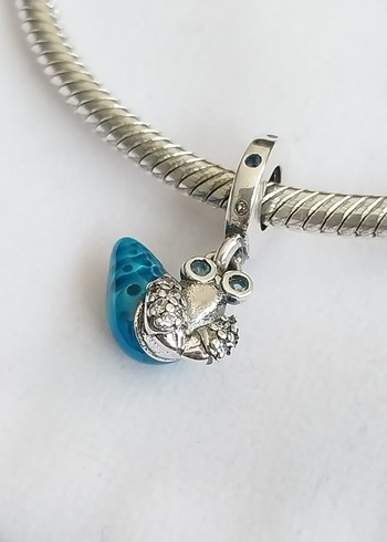 Karanlıkta Parlayan Yengeç Sallantılı Charm - Görsel 3