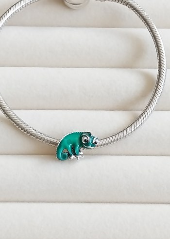 DİSNEY RAPUNZEL PASCAL RENK DEĞİŞTİREN CHARM - Görsel 3