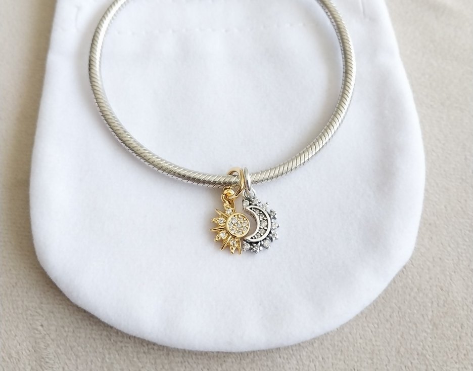 Ayrılabilir Güneş ve Ay Sallantılı Charm - Görsel 4