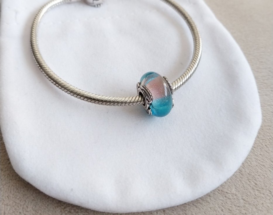 Renkli Murano Cam ve Tüy Charm - Görsel 3