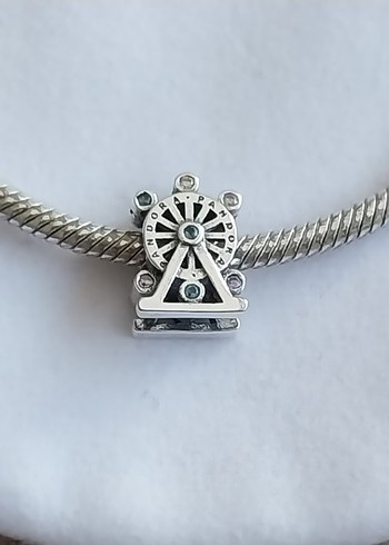 RENKLİ DÖNME DOLAP CHARM - Görsel 3