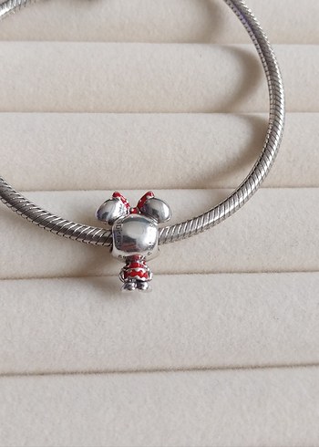DİSNEY MİNNİE MOUSE CHARM - Görsel 5