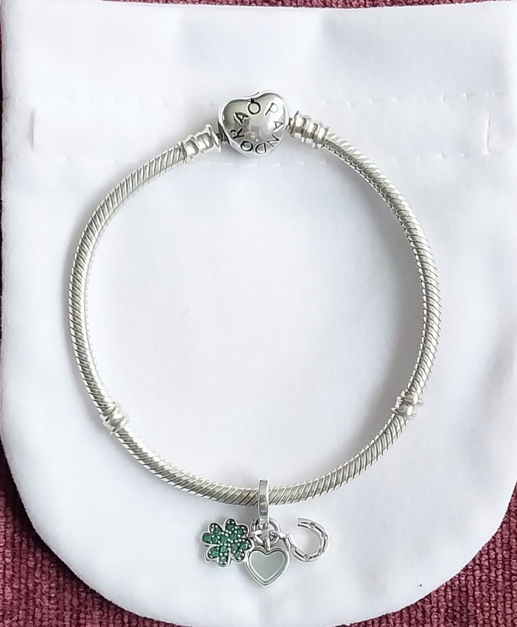 Dört Yapraklı Yonca, Kalp ve At Nalı Üçlü Sallantılı Charm - Görsel 5