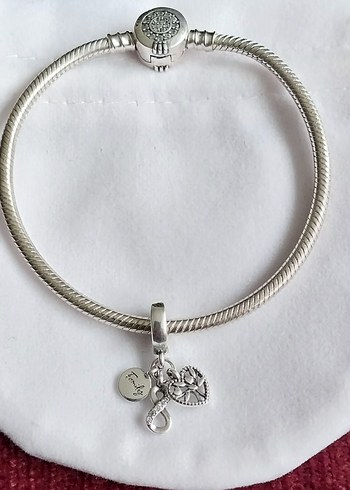 Sonsuz Aile Sevgisi Üçlü Sallantılı Charm - Görsel 5