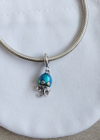 RENK DEĞİŞTİREN DENİZANASI SALLANTILI CHARM - Görsel 4