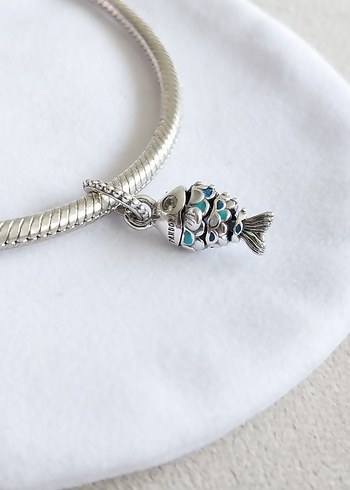 Mavi Pullu Balık Sallantılı Charm - Görsel 4