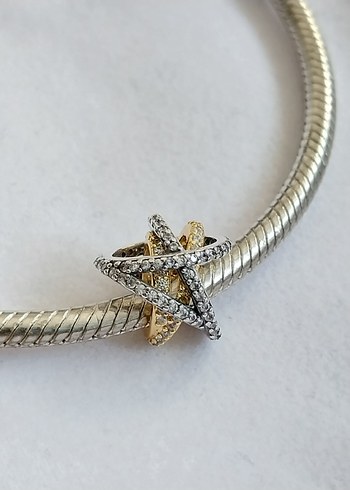 Işıltılı Çapraz Yıldız Charm - Görsel 3