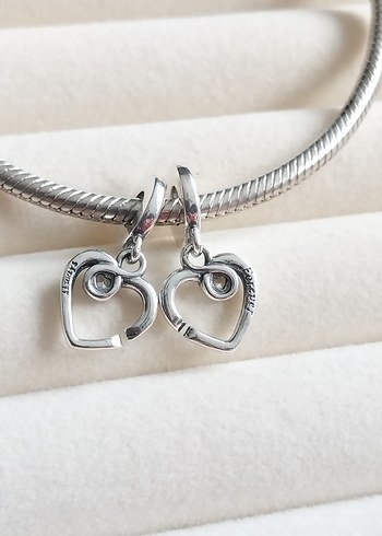 SONSUZA KADAR VE HER ZAMAN AYRILABİLİR SALLANTILI CHARM - Görsel 2