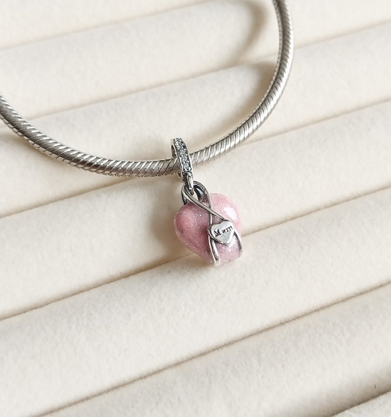 ANNE IŞILTILI KALP SALLANTILI CHARM - Görsel 2