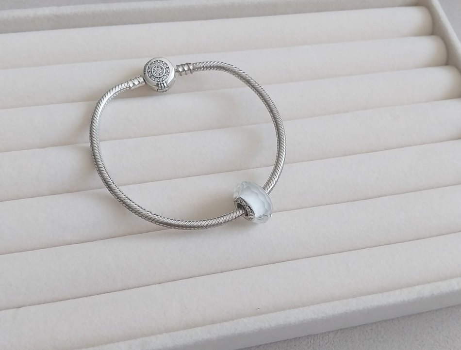 BEYAZ YÜZEYLİ CAM MURANO CHARM - Görsel 4