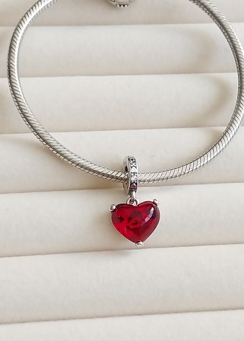 DİSNEY MİCKEY &MİNNİE MOUSE ÖPÜCÜK SALLANTILI CHARM - Görsel 2