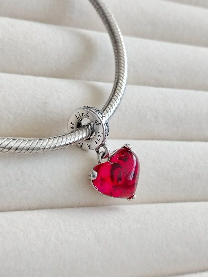 DİSNEY MİCKEY &MİNNİE MOUSE ÖPÜCÜK SALLANTILI CHARM - Görsel 4