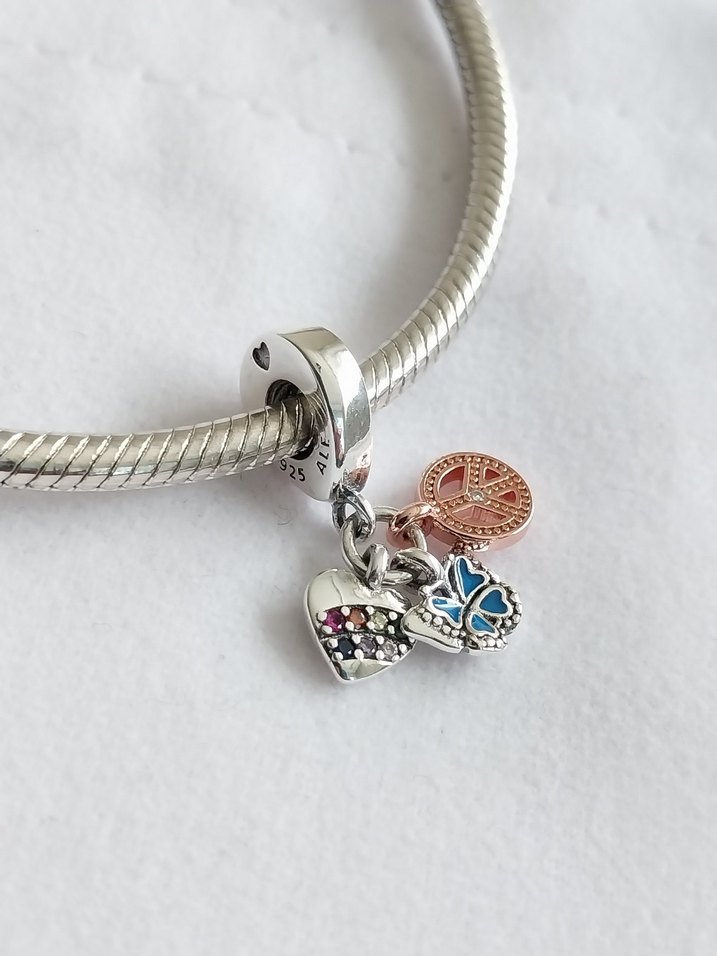 İki Renkli Gökkuşağı Kalp, Kelebek ve Barış Charm - Görsel 4