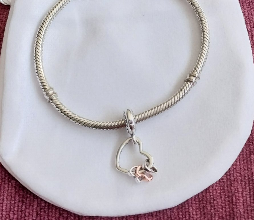 Vurgulu Kalpler Sallantılı Charm - Görsel 5