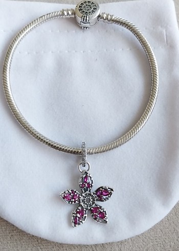 STRANGER THİNGS DEMOGORGON BÜYÜK SALLANTILI CHARM - Görsel 5