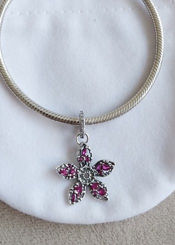 STRANGER THİNGS DEMOGORGON BÜYÜK SALLANTILI CHARM - Görsel 2