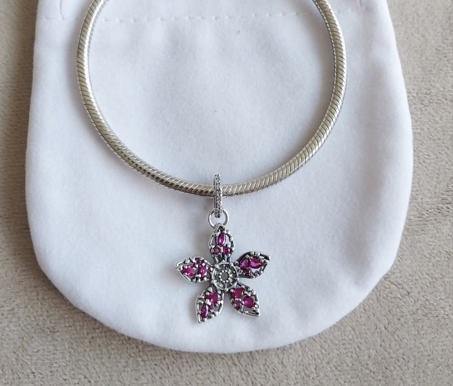 STRANGER THİNGS DEMOGORGON BÜYÜK SALLANTILI CHARM - Görsel 2