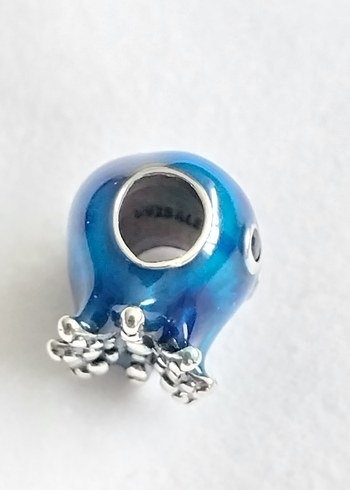 Pandora DENİZ KABARCIKLARI VE DALGALARI AHTAPOT CHARM