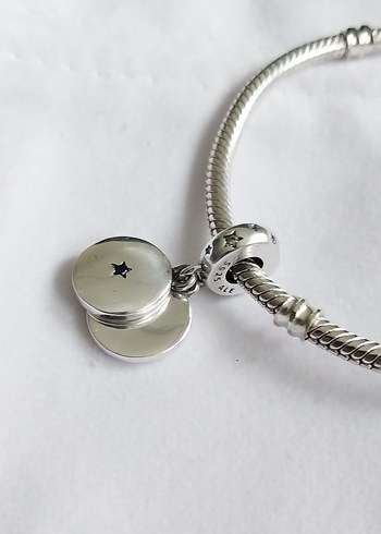 Beden AİLE SEVGİSİ SALLANTILI CHARM