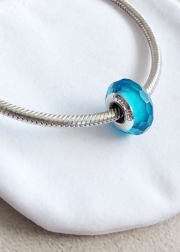 Pandora MAVİ YÖNLÜ CAM MURANO CHARM