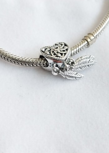 Pandora KAFES İŞİ DÜŞ KAPANI VE ÜÇ YAPRAK CHARM