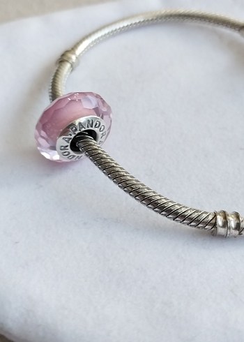 Pandora PEMBE YÜZEYLİ CAM MURANO CHARM