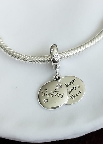 SİSTERS CHARM 
